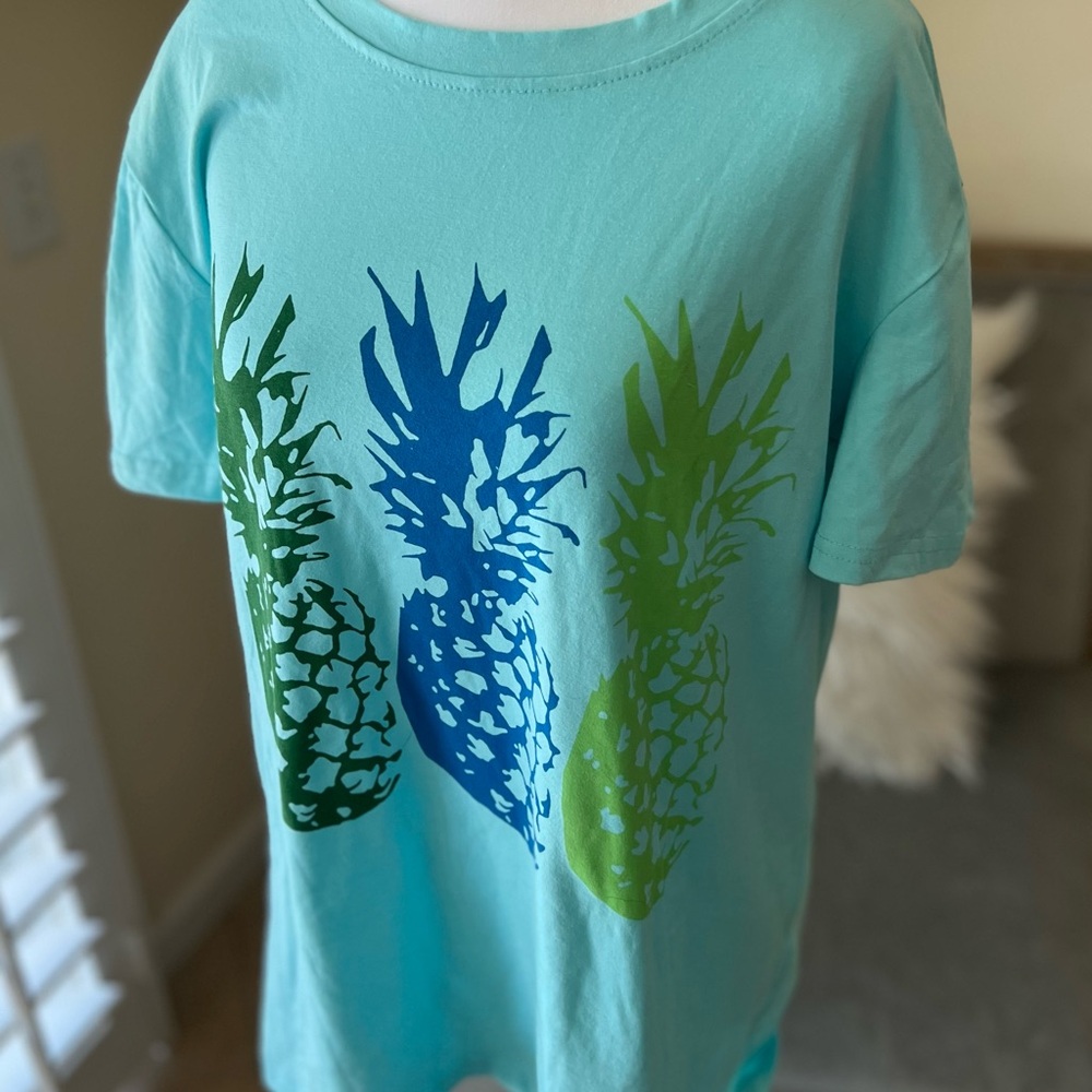 NWOT Women’s T-Shirt with Pineapple Print